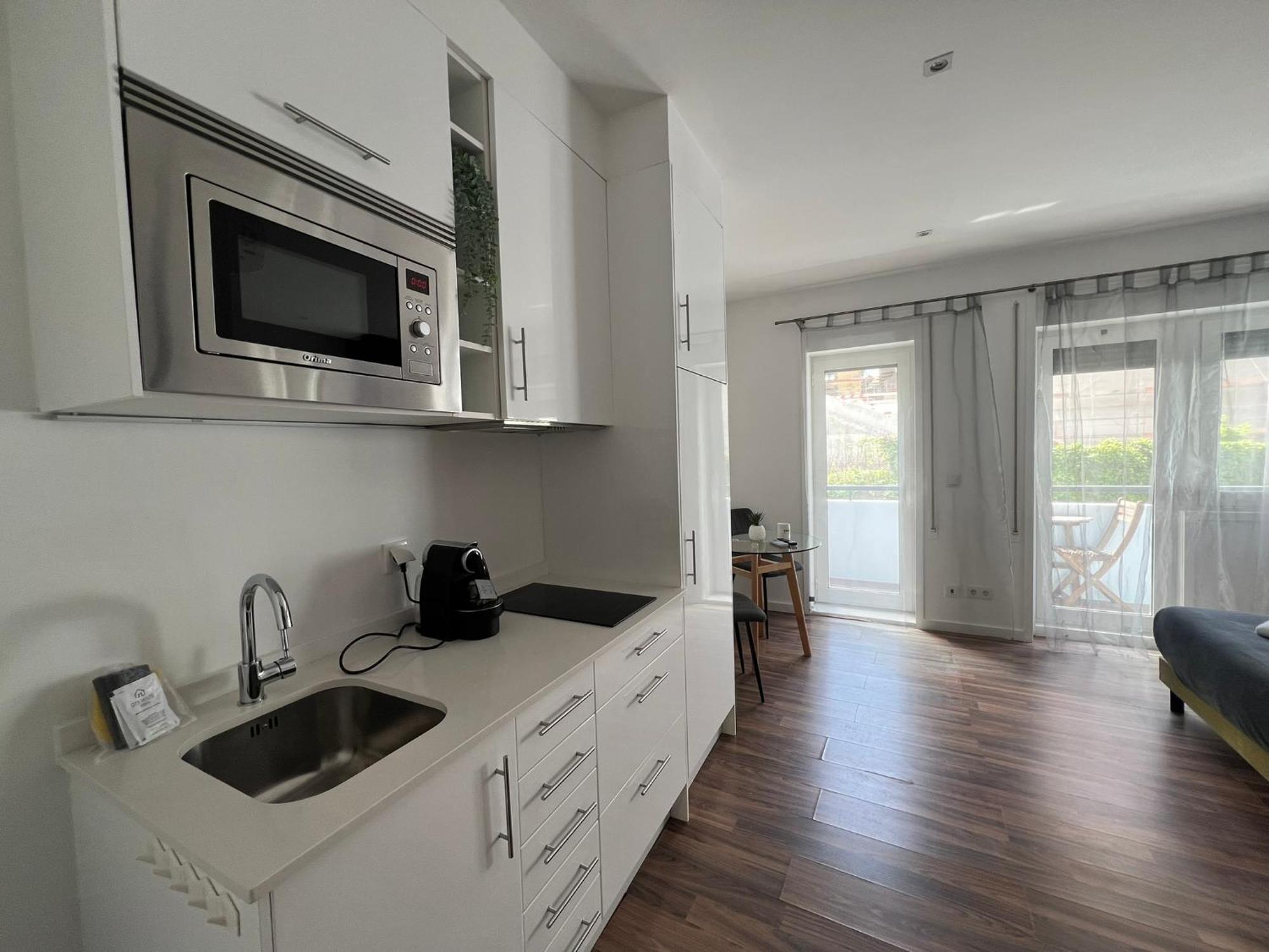 Almada Studios & Suites ปอร์โต ภายนอก รูปภาพ