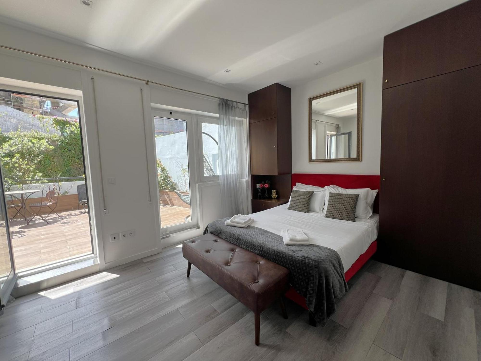 Almada Studios & Suites ปอร์โต ภายนอก รูปภาพ